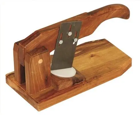Claasens Wooden Biltong Chunk Cutter For Even Drying 1