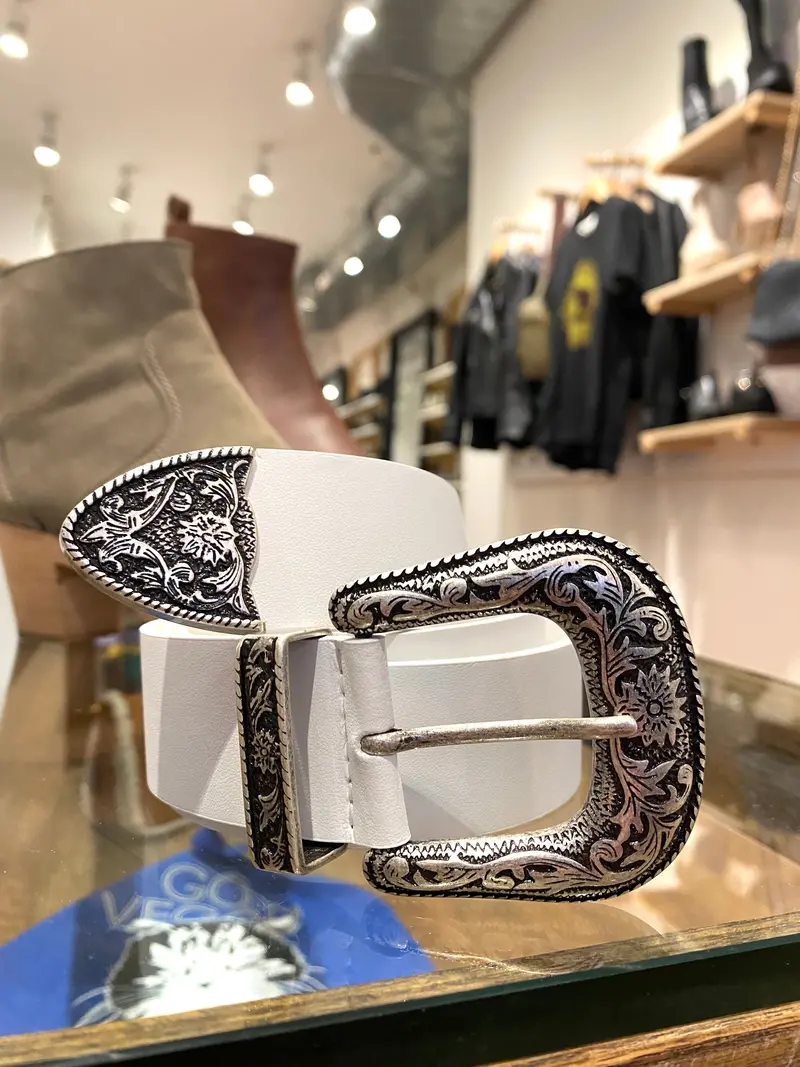 Emmylou Adjustable Belt In White By Novacas 1