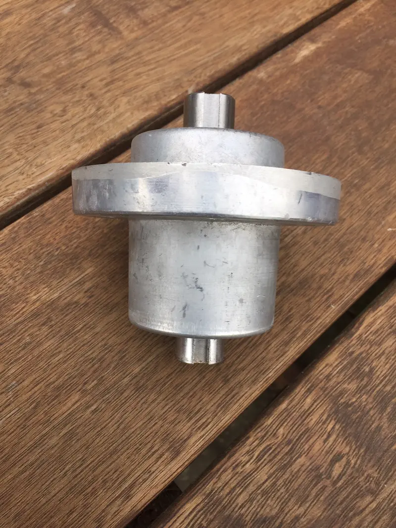 Husqvarna Rider 85 Cm Deck Short-Shaft Spindle 1