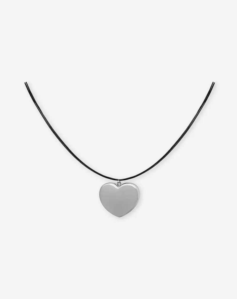 Large Heart Pendant Necklace In Gold Tone 1