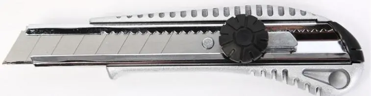Ross 18Mm Snap-Off Knife – Reinforced Aluminum Body 1