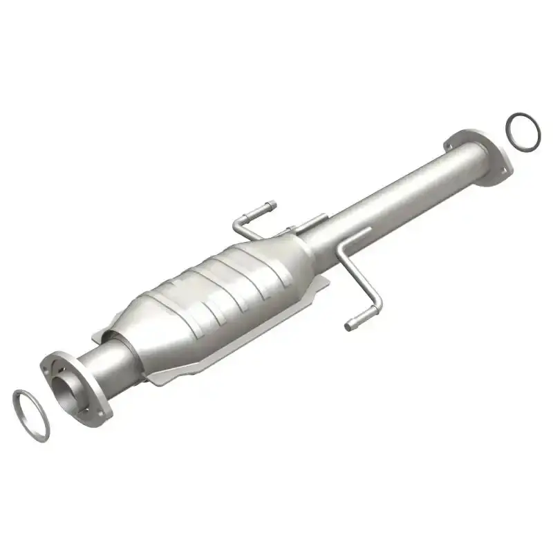 Magnaflow Direct-Fit Catalytic Converter – Rear Exhaust Replacement For 2001–2004 Toyota Tacoma 3.4L V6 1